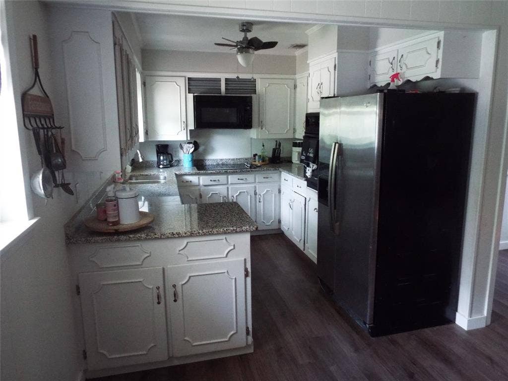 808 Shady Trail, Athens, TX 75751 808 Shady Trail, Athens, TX 75751