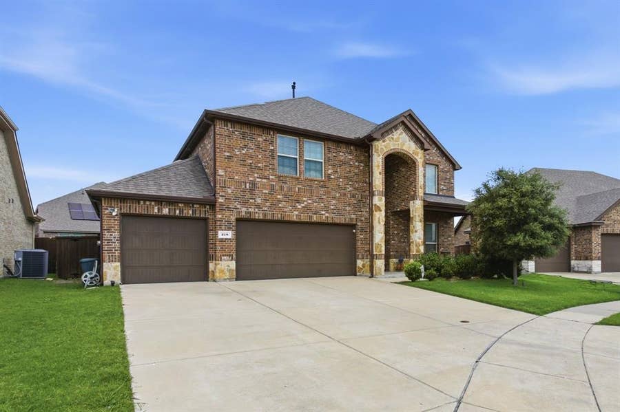 Property photo for 218 Virginia Court, Fate, TX