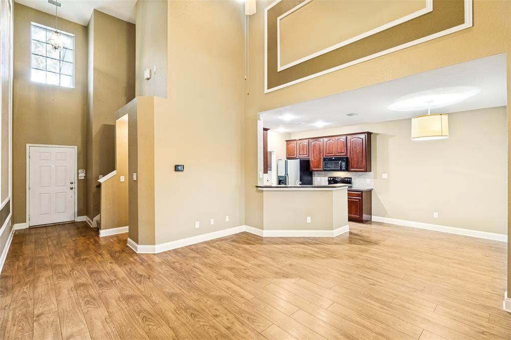 8537 Brunswick Drive, Plano, TX 75024 8537 Brunswick Drive, Plano, TX 75024