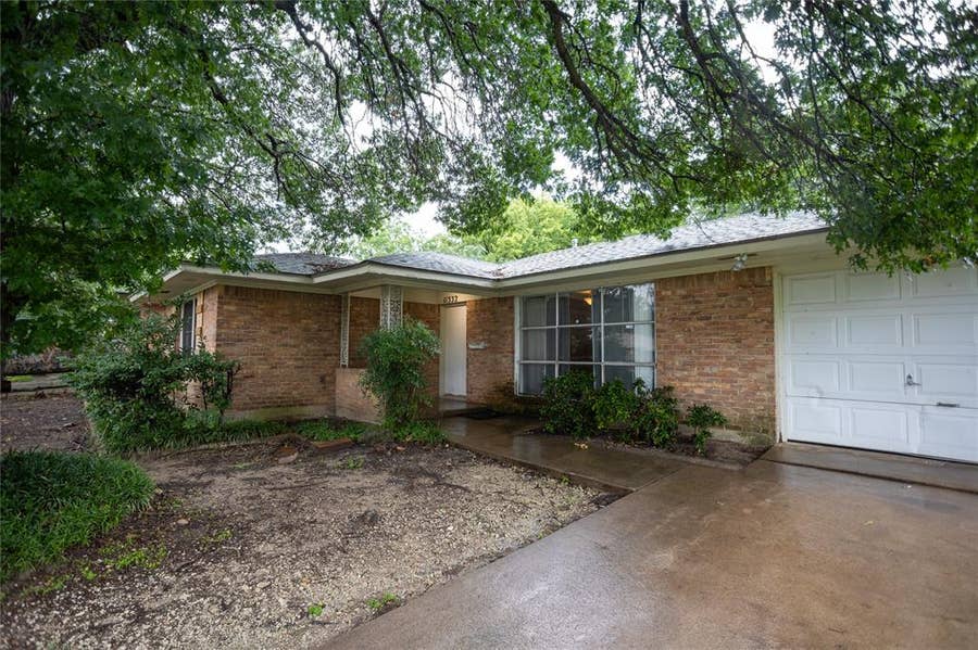 Property photo for 11332 Lanewood Circle, Dallas, TX