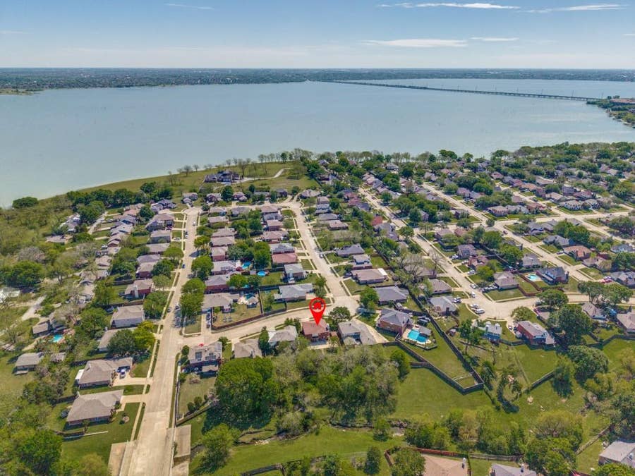Property photo for 8605 Treasure Cove, Rowlett, TX