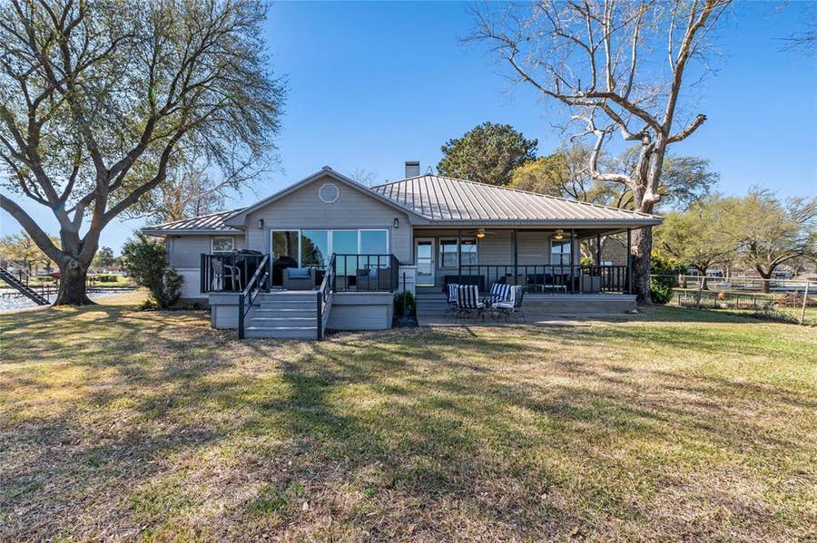 Property photo for 104 Sunset Cove, Trinidad, TX