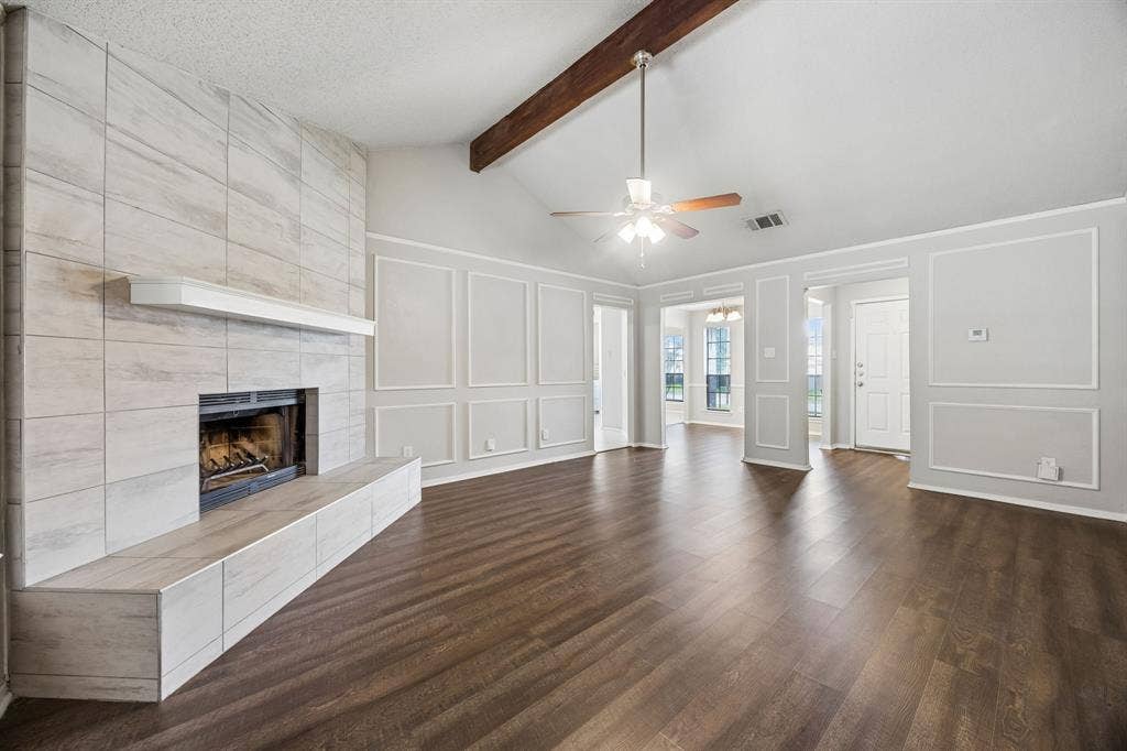 6433 Ridglea Drive, Watauga, TX 76148 6433 Ridglea Drive, Watauga, TX 76148