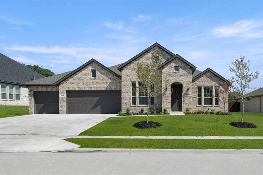 Property photo for 721 Stone Eagle Drive, Azle, TX