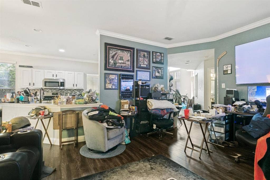 6713 Ashglen Place, Plano, TX 75023 6713 Ashglen Place, Plano, TX 75023
