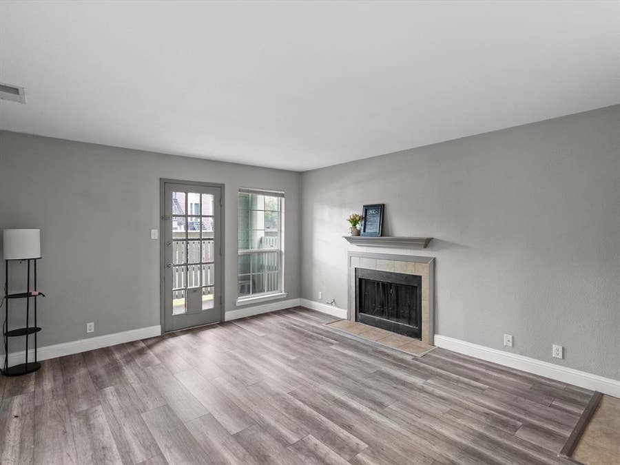Property photo for 5981 Arapaho Road, #303, Dallas, TX