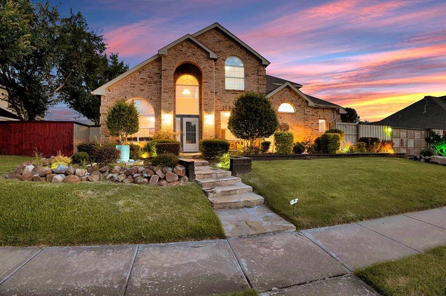 Property photo for 1412 Sunrise Lane, Sachse, TX