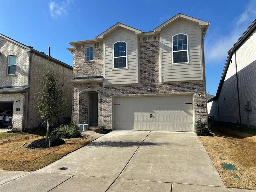 Property photo for 913 Amenduni Lane, Anna, TX