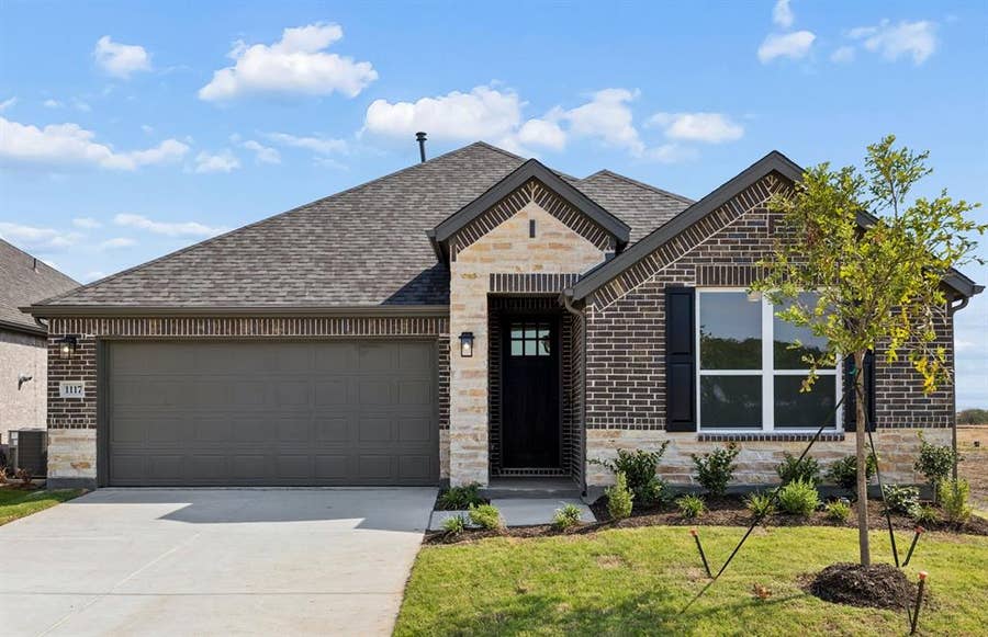Property photo for 1117 Clayton Street, Aubrey, TX