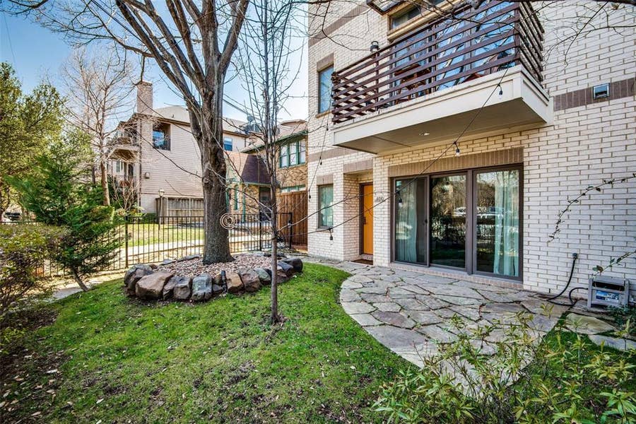 Property photo for 4010 Lemmon Tree Place, Dallas, TX