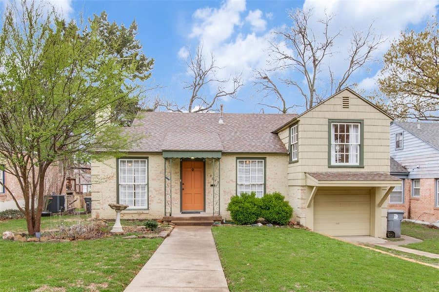 Property photo for 7015 Hammond Avenue, Dallas, TX