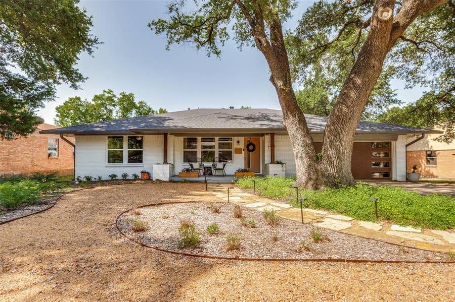 Property photo for 1618 Driftwood Drive, Dallas, TX