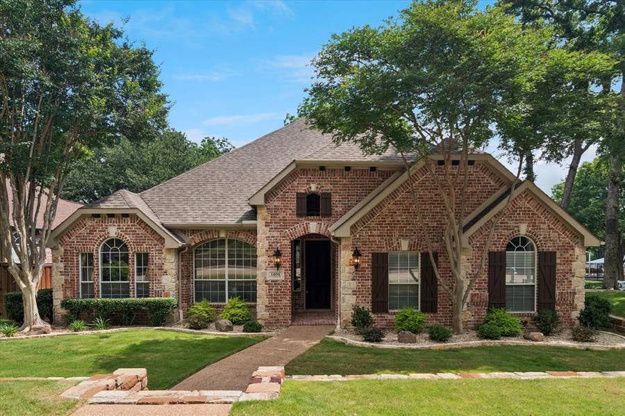 Property photo for 1404 Greenbriar Drive, Allen, TX