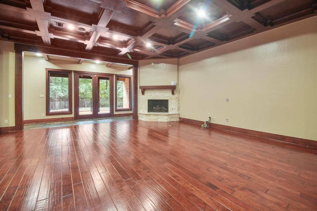3025 Stonegate Boulevard, Tyler, TX 75703 3025 Stonegate Boulevard, Tyler, TX 75703