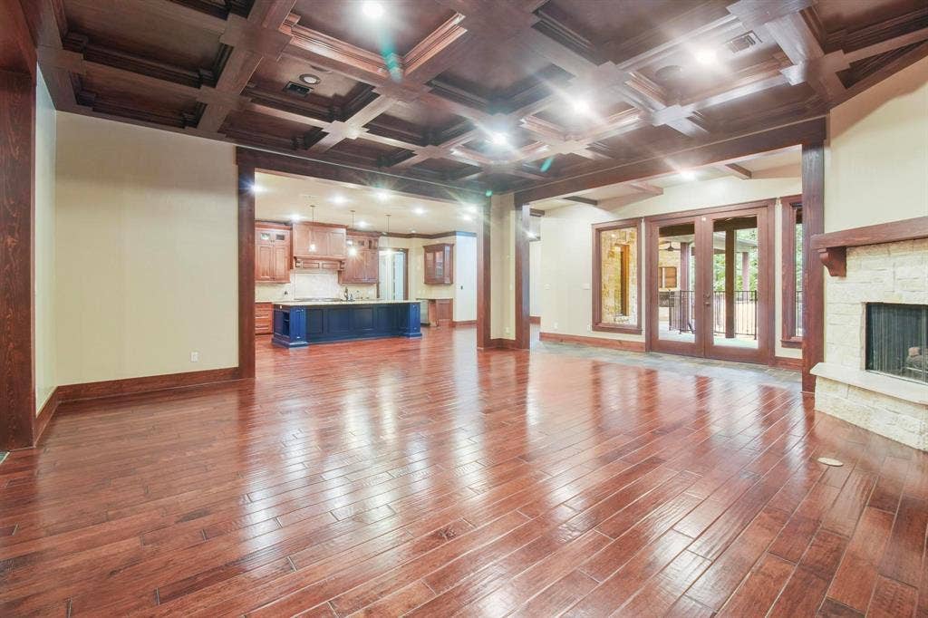3025 Stonegate Boulevard, Tyler, TX 75703 3025 Stonegate Boulevard, Tyler, TX 75703