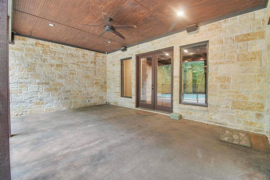 3025 Stonegate Boulevard, Tyler, TX 75703 3025 Stonegate Boulevard, Tyler, TX 75703