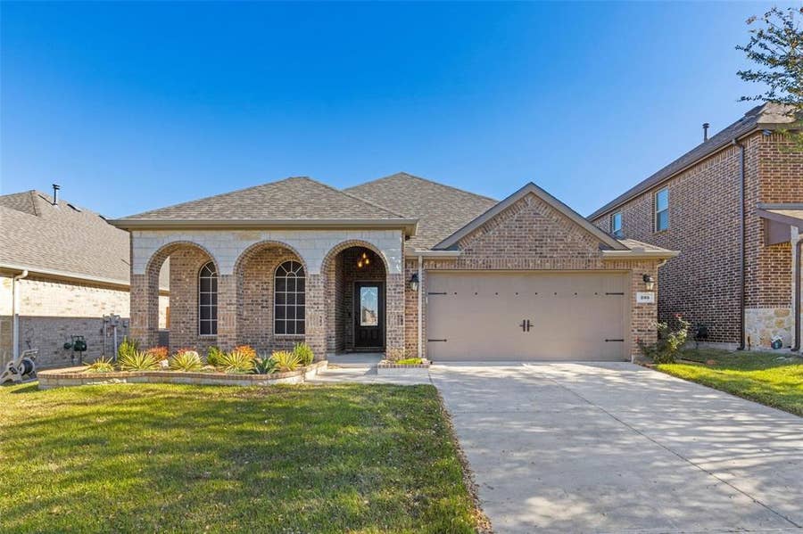 Property photo for 205 Whitman Drive, McKinney, TX