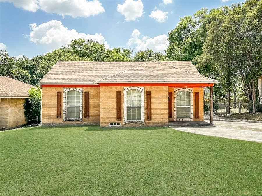 Property photo for 6340 Parkdale Drive, Dallas, TX