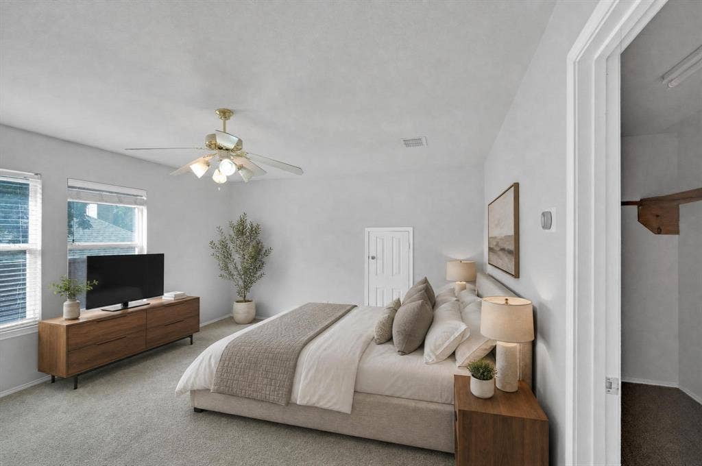 708 Hummingbird Trail, Crowley, TX 76036 Virtually Staged