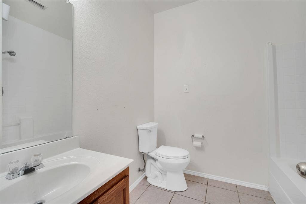 708 Hummingbird Trail, Crowley, TX 76036 708 Hummingbird Trail, Crowley, TX 76036