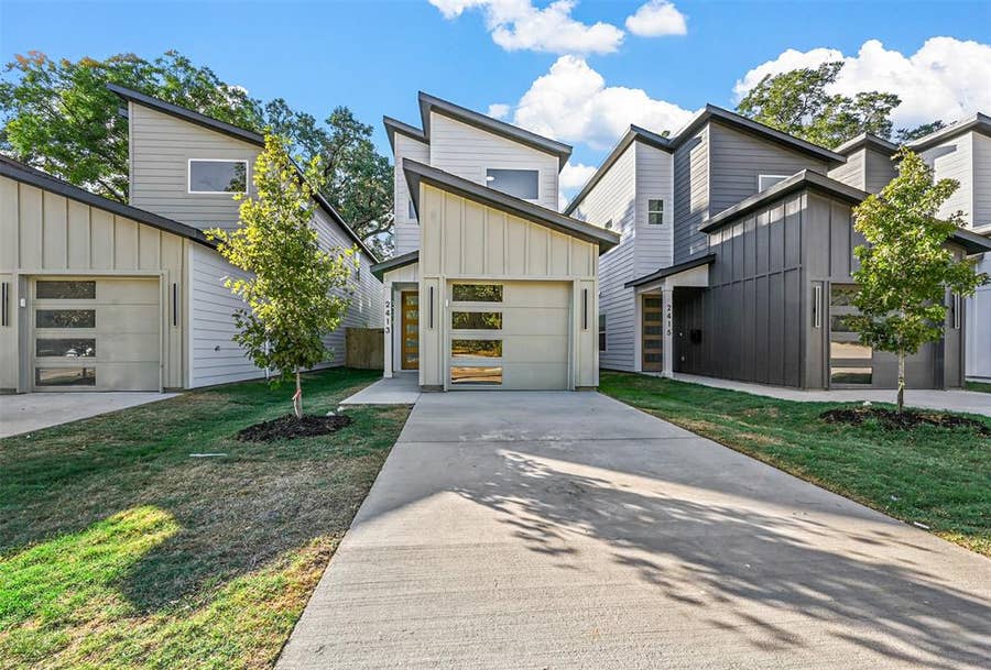 Property photo for 2413 Easley, Dallas, TX