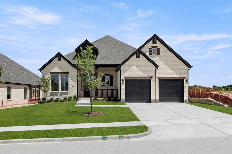 Property photo for 2613 Emerald Shallows Drive, McKinney, TX