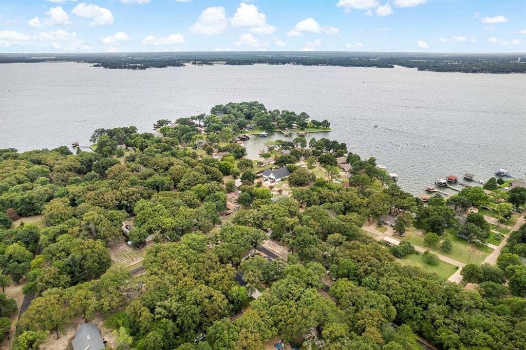 185 Barcelona Street, Payne Springs, TX 75156 185 Barcelona Street, Payne Springs, TX 75156