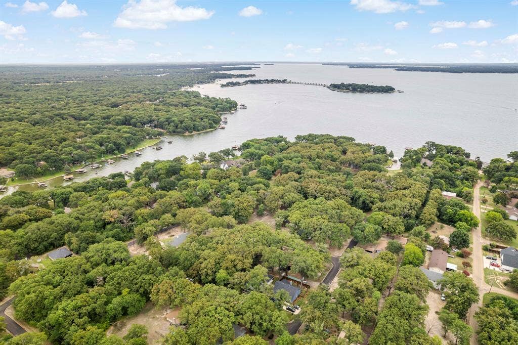 185 Barcelona Street, Payne Springs, TX 75156 185 Barcelona Street, Payne Springs, TX 75156