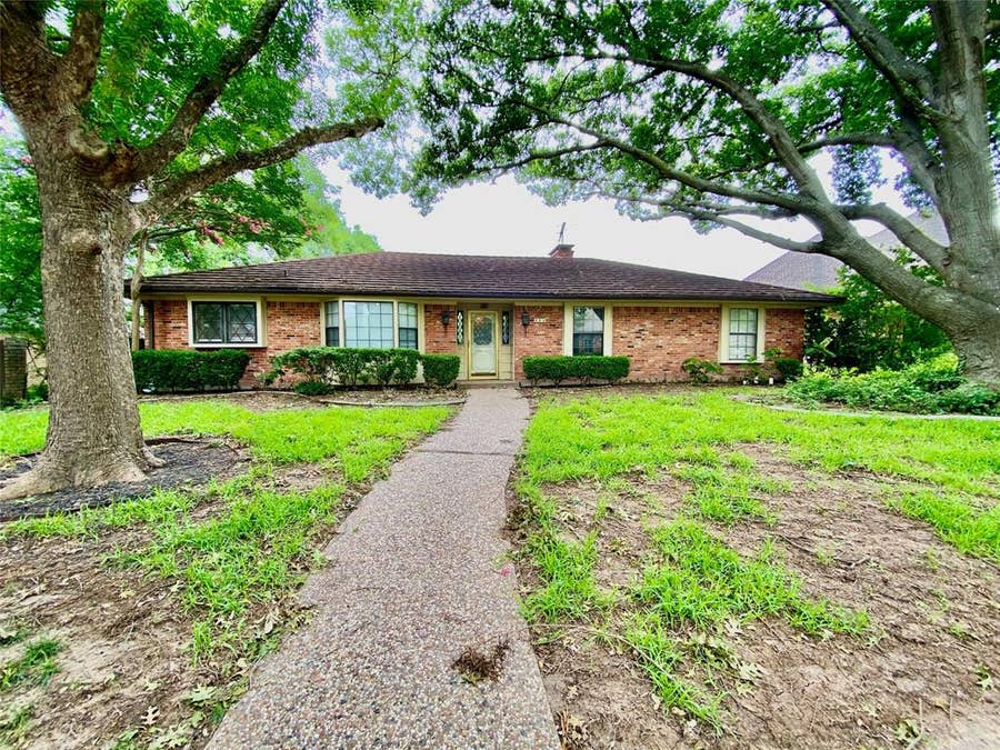Property photo for 223 Woodcrest Drive, Richardson, TX
