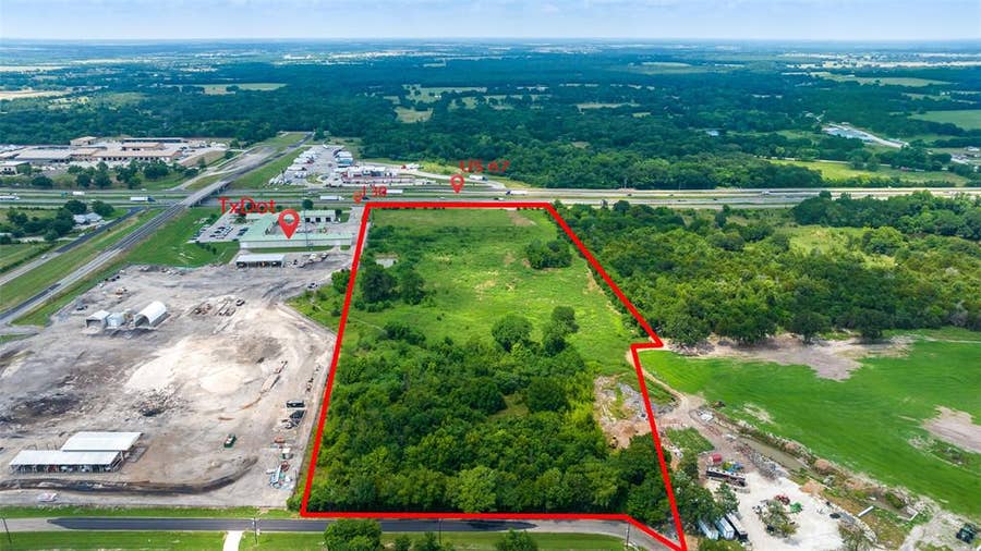 Property photo for 3101 Interstate Highway 30, Greenville, TX