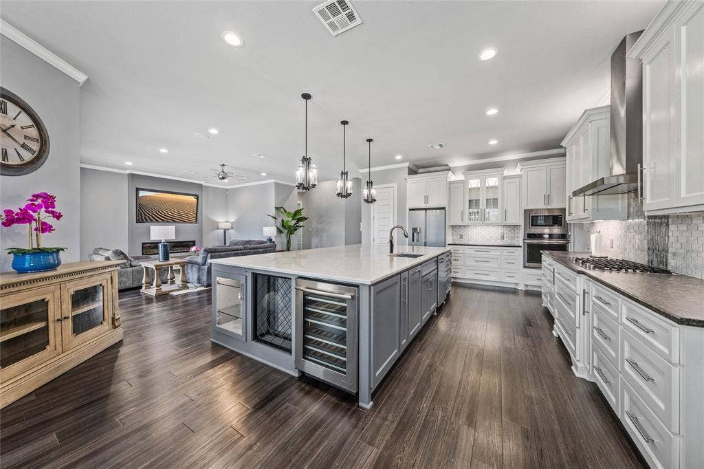104 Chalet Lane, Waco, TX 76712