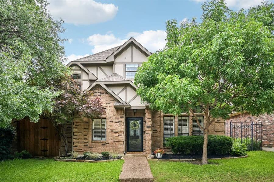 Property photo for 6031 Willow Wood Lane, Dallas, TX
