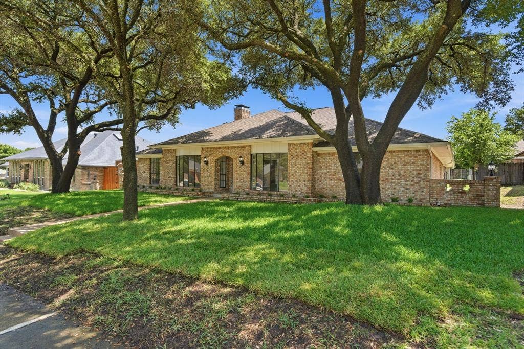 3104 Pinehurst Drive, Plano, TX 75075