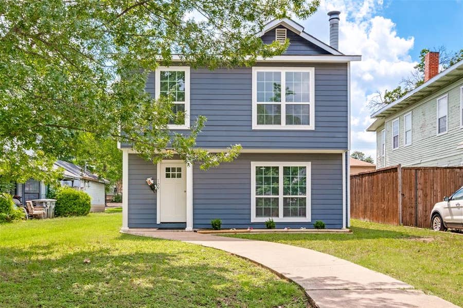 Property photo for 709 N Madison Avenue, Dallas, TX