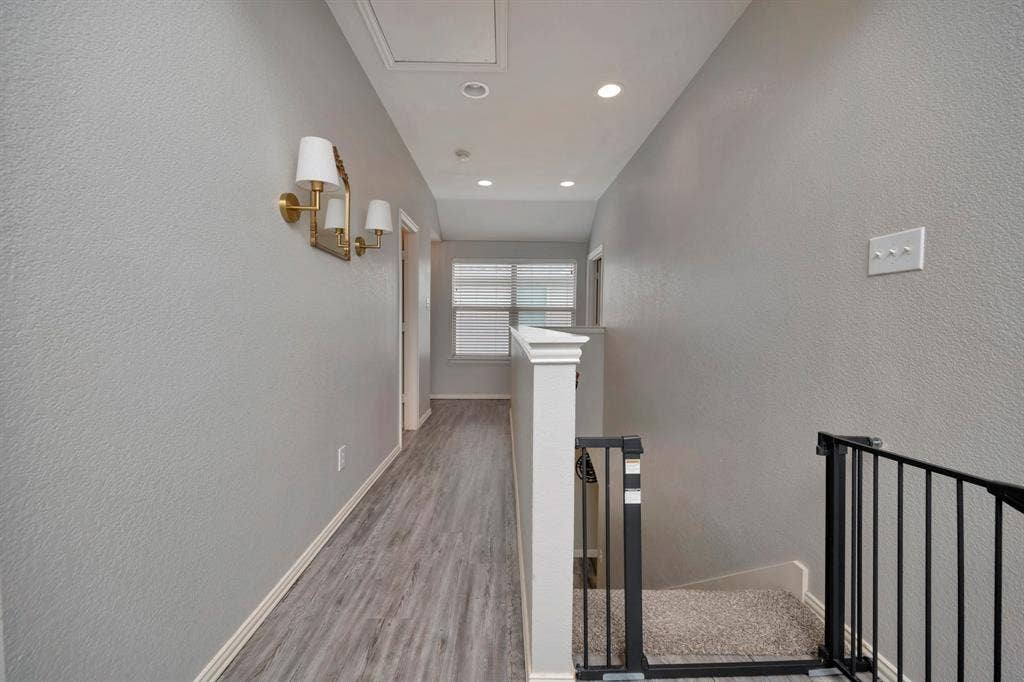 3104 Barkwood Drive, McKinney, TX 75071 Hallway 2nd story