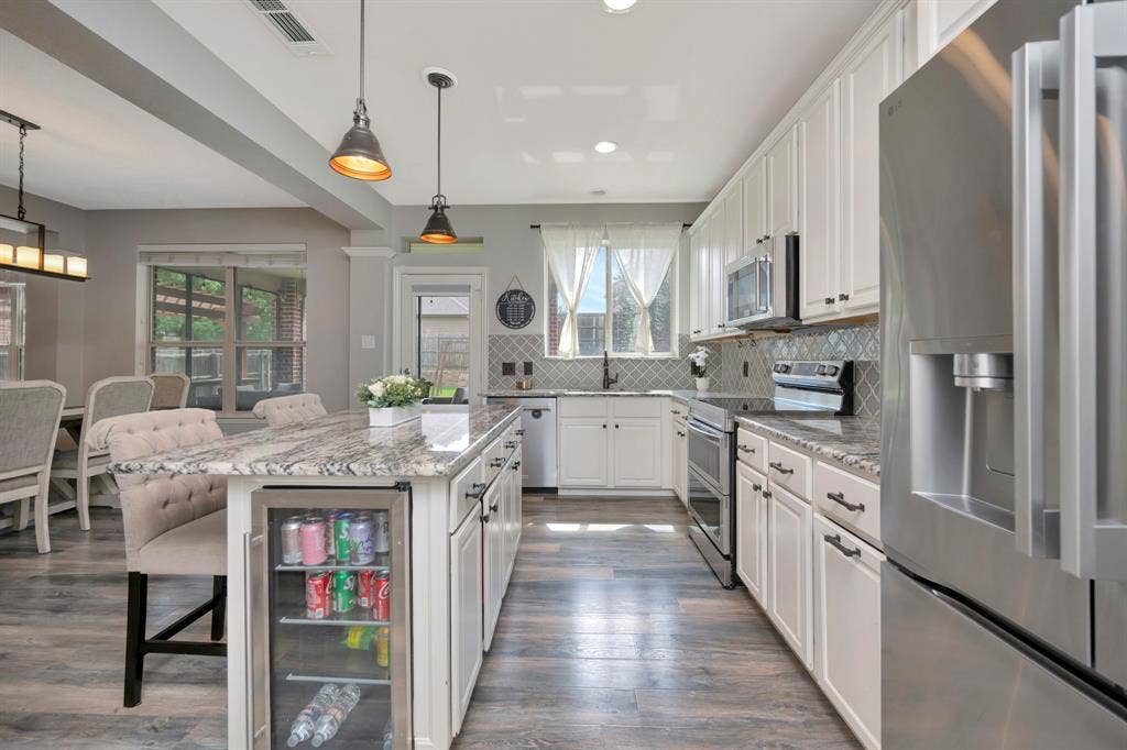 3104 Barkwood Drive, McKinney, TX 75071 3104 Barkwood Drive, McKinney, TX 75071