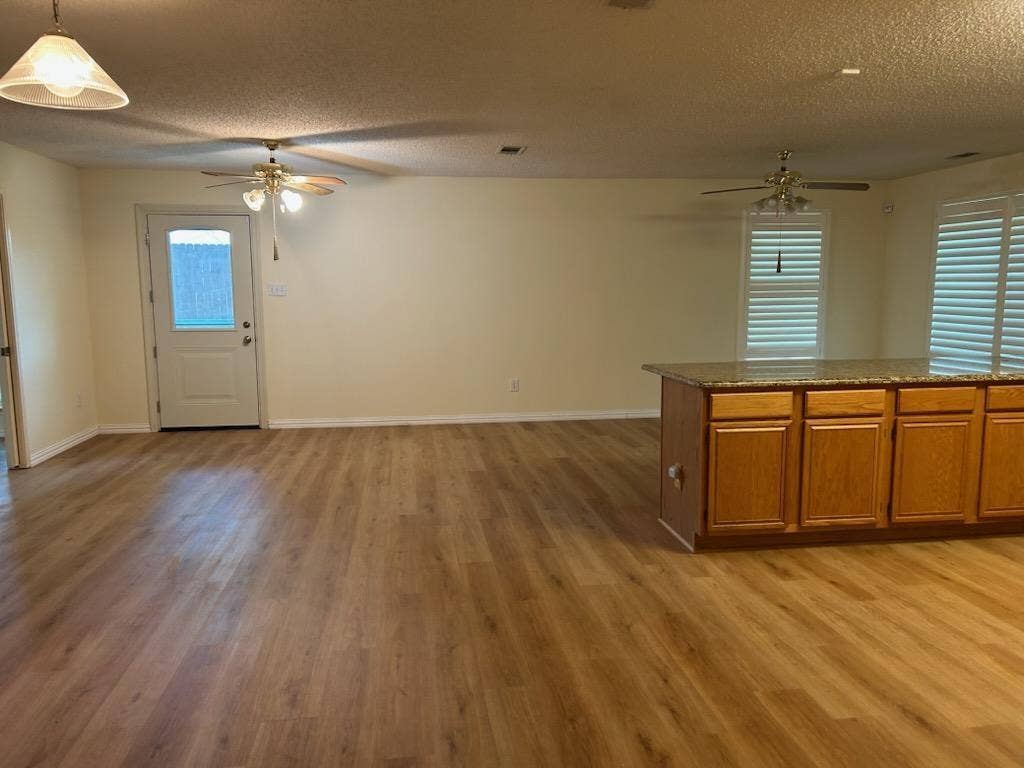 2106 Millwood Drive, Corinth, TX 76210 Kitchen & family area