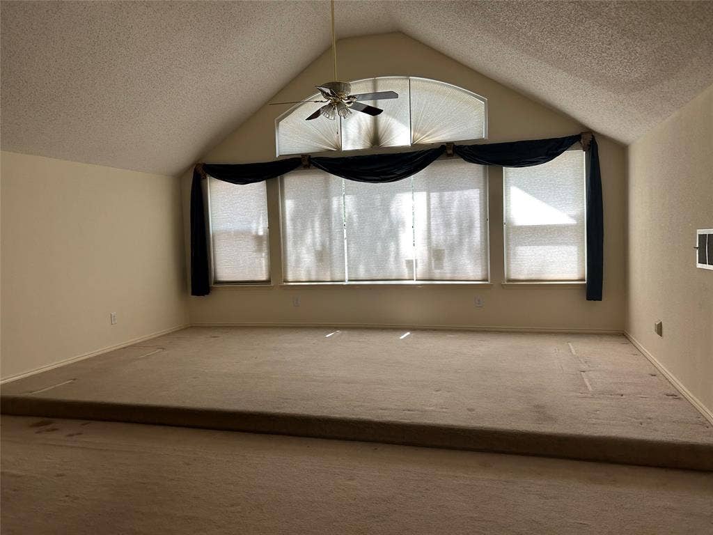2106 Millwood Drive, Corinth, TX 76210 Upstairs - ensuite