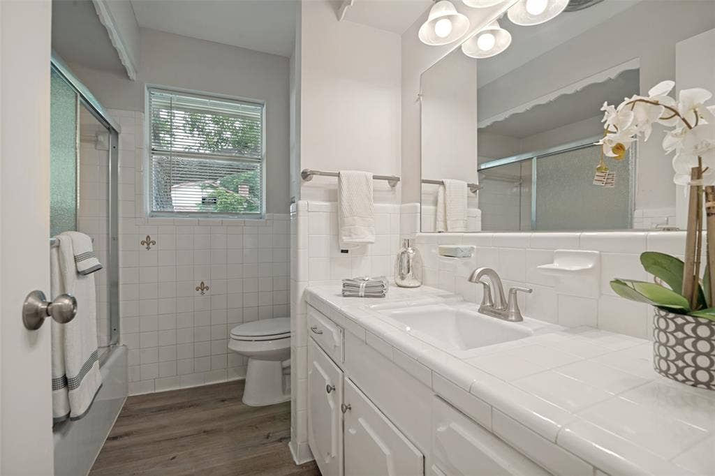 7003 Kingsbury Drive, Dallas, TX 75231