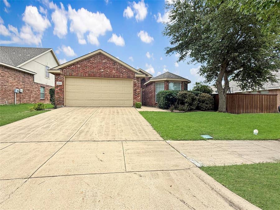 Property photo for 2006 Woodhurst Trail, Heartland, TX