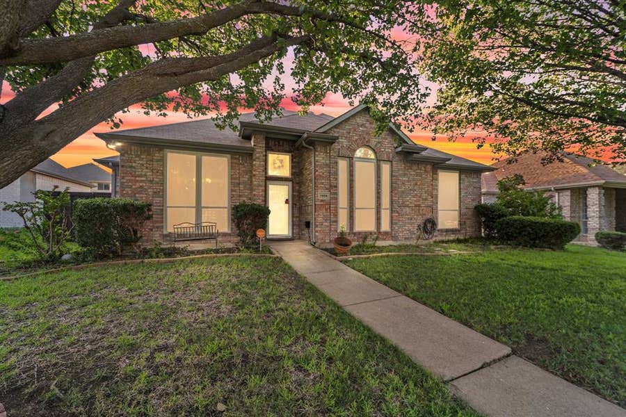 Property photo for 1402 Anchor Drive, Wylie, TX
