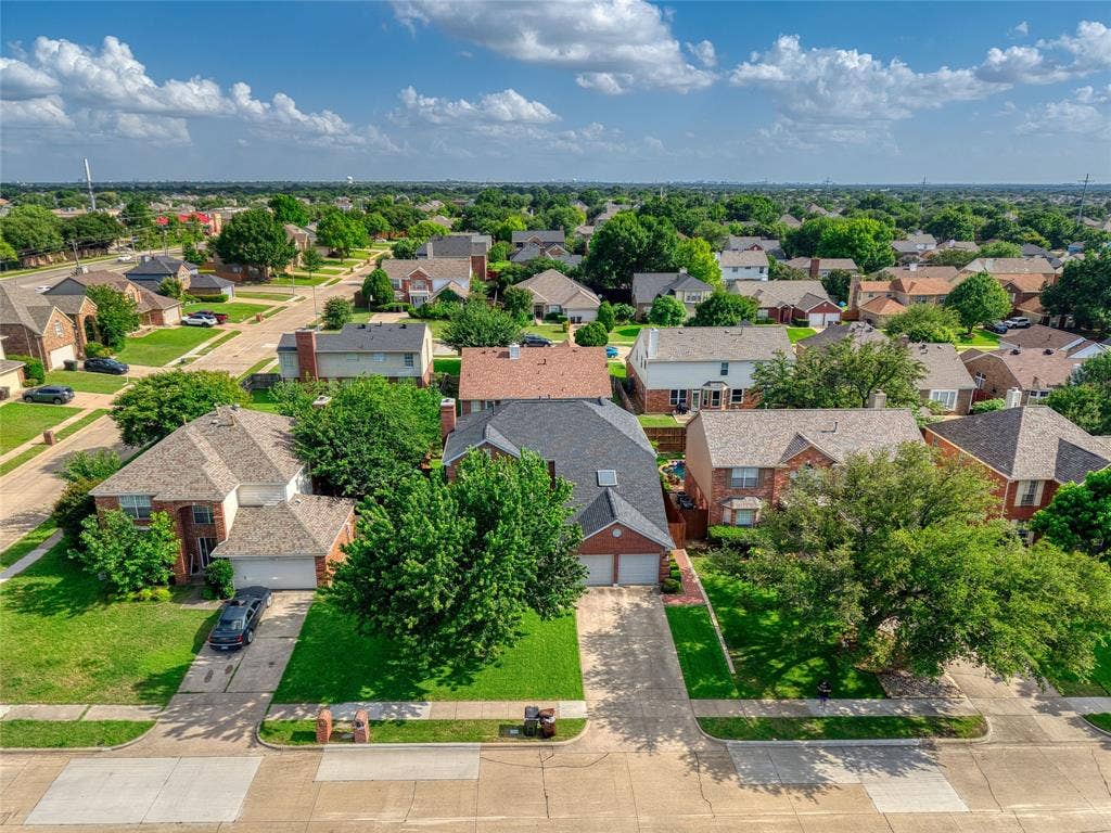 4012 Oxlea Drive, Plano, TX 75024 4012 Oxlea Drive, Plano, TX 75024