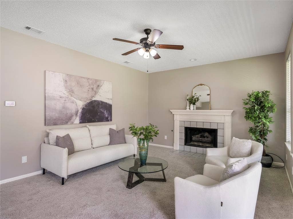 4012 Oxlea Drive, Plano, TX 75024 4012 Oxlea Drive, Plano, TX 75024