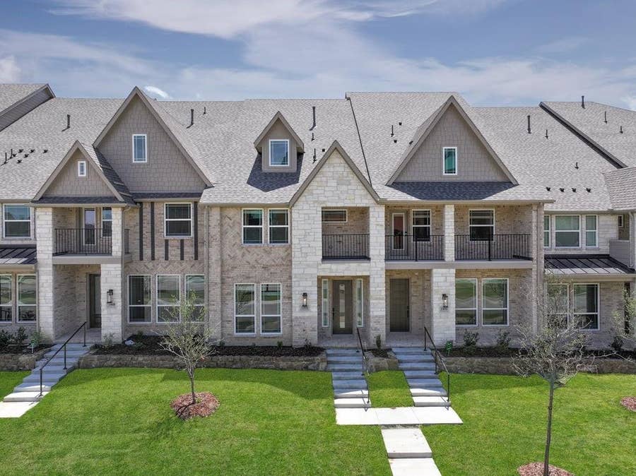 Property photo for 12737 Rutland Drive, Farmers Branch, TX