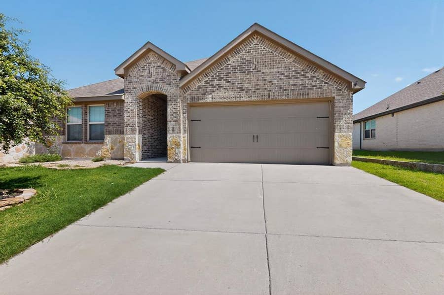 Property photo for 430 Forestridge Drive, Fate, TX