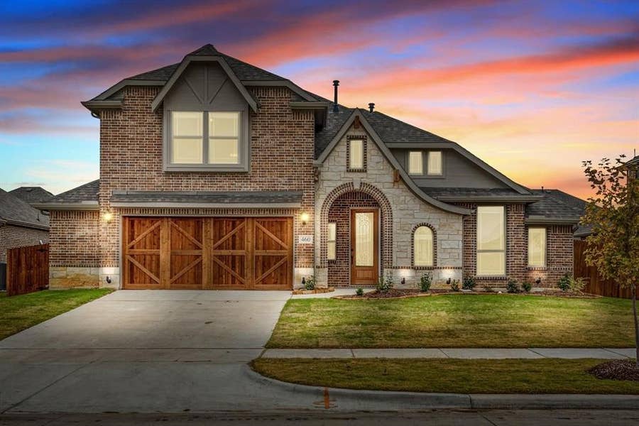 Property photo for 460 Country Meadows Boulevard, Waxahachie, TX