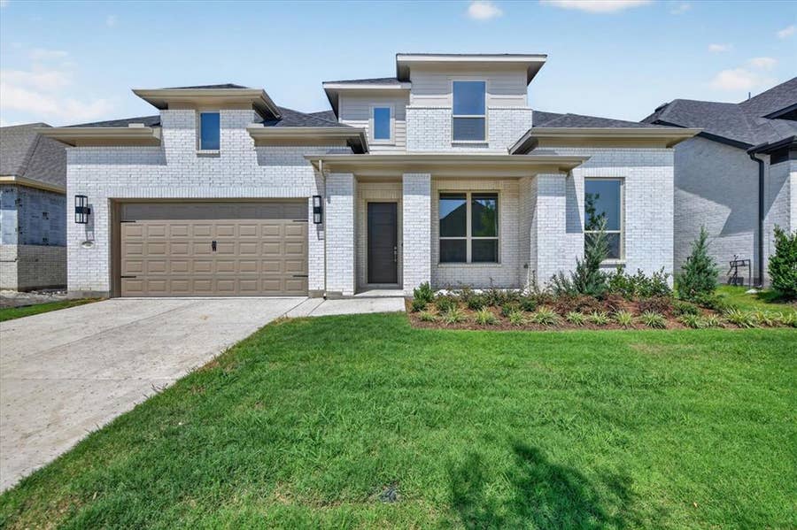 Property photo for 3345 Pink Petal Drive, Midlothian, TX