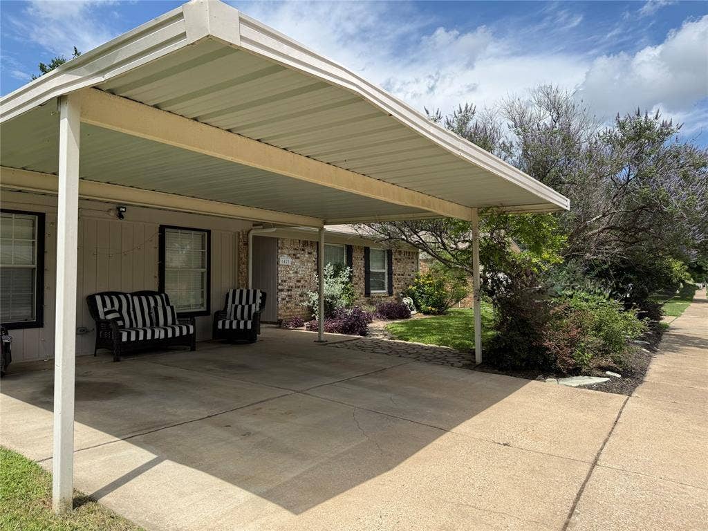 6425 Old Mill Circle, Watauga, TX 76148 6425 Old Mill Circle, Watauga, TX 76148