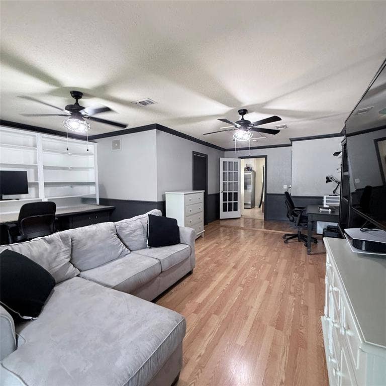 6425 Old Mill Circle, Watauga, TX 76148 6425 Old Mill Circle, Watauga, TX 76148