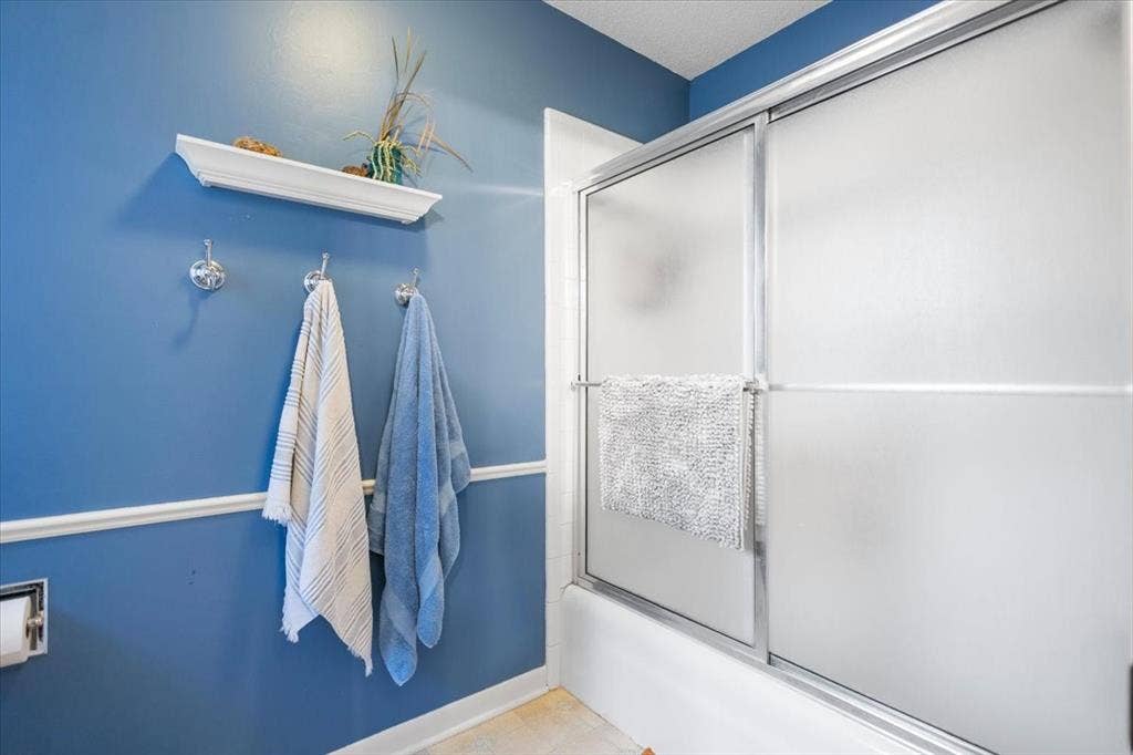 5911 Foxcroft Road, Tyler, TX 75703 5911 Foxcroft Road, Tyler, TX 75703